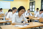 “Chẳng có trường nào dại tới mức tự mình bóp cổ mình...”