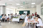 Các trường trung cấp khẩn thiết mong được Chính phủ cứu