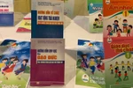 Làm không nổi một bộ sách giáo khoa, Bộ Giáo dục đang buông bỏ trách nhiệm!