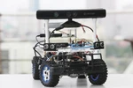 FPT cấp 8 xe đua không người lái cho các trường đại học