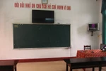 Trường cấp 3 đập bục giảng, tính kê bàn theo mâm, xuống cấp 2 học kinh nghiệm