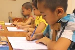 Dạy con học chữ trước 6 tuổi, phụ huynh đang hủy hoại con trẻ những gì?