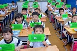 Học trường phố nghe oai hơn trường làng