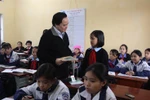 Chúng ta cùng thay đổi, Bộ trưởng Phùng Xuân Nhạ vừa nói với thầy cô 