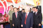 Tổng Bí thư tham quan Triển lãm 70 năm thành tựu kinh tế-xã hội