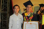 Chàng thủ khoa kép năm 2017 mong muốn về quê trồng rừng