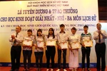 “Đừng chê nữa, mà hãy làm để trẻ không nhầm Nguyễn Du là Quang Trung”