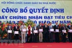 Phong giáo sư như "đợt vét", Thủ tướng yêu cầu rà soát
