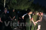 Hàng ngàn người chờ đón thi thể phi công Trần Quang Khải