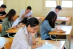 Thí sinh cả nước bắt đầu dự thi quốc gia
