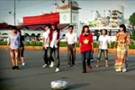 Stronger - Fan Việt nhảy flash mob theo Kelly Clarkson