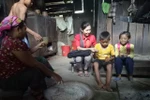 Học sinh nghỉ học, sao lại hạ điểm thi đua giáo viên?