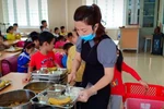 Cơ sở cung cấp thực phẩm đủ giấy tờ có loại trừ được thực phẩm bẩn?