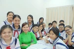 Giáo viên chủ nhiệm bậc tiểu học làm quá nhiều việc mà thù lao chưa tương xứng