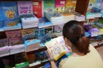Nói thêm về chuyện bán sách trong nhà trường