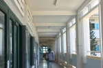 Các trường học ở thị xã La Gi được phun thuốc khử trùng