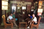 Một gia đình người Thái quyết đổi đời cho con bằng việc học