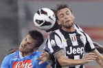 Juventus giành Siêu Cúp Italia: Quà an ủi cho Conte