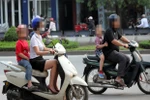 Đã có giải pháp để chị em phụ nữ ngực, mông lép được đi xe máy?!