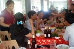 Chủ tịch Hội phụ nữ lên tiếng về vụ tổ chức cưới linh đình cho con