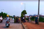 Cùng là con người sao phải đối xử với nhau như thế?
