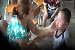 Vụ “cô giáo” hành hạ trẻ mầm non: “Lỗi từ cha mẹ chứ đâu”!? 