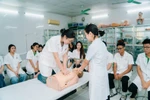 Lo ngại trường đại học mất động lực tự chủ nếu miễn học phí cho SV ngành Y