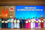 Quận Ba Đình tuyên dương các điển hình tiên tiến, nhà giáo tiêu biểu năm 2024