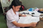 Nữ sinh thi quốc gia bằng bộ đề thi đặc biệt được miễn học phí