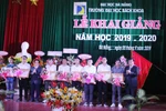 Vinh danh Thủ khoa trong ngày khai giảng