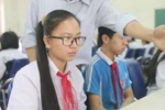 Nữ sinh lớp 9 đam mê nghiên cứu khoa học, cứ thi là đoạt giải