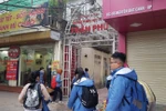Cấm học sinh đi xe máy điện đến trường, phụ huynh không kịp trở tay