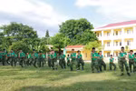 Học sinh Quảng Ninh tập làm chiến sĩ