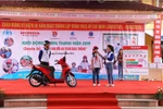 Học sinh trường Đặng Cương được hướng dẫn tham gia giao thông an toàn