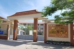 Phụ huynh lớp 1 bức xúc vì trường Hùng Vương thu nhiều khoản