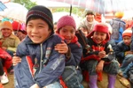 Chùm ảnh: Học sinh Chí Viễn hân hoan giao lưu trong ngày mưa giá rét 