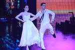 Angela Phương Trinh lúng túng, vụng về ở Chung kết Bước nhảy hoàn vũ