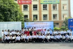 ĐH Sư phạm Kỹ thuật Hưng Yên: Ngay từ năm nhất, SV khoa Kinh tế được đi thực tập