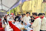 Sinh viên Đại học SPKT Hưng Yên “bắt sóng” tuyển dụng ở Ngày hội việc làm 2025 