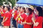 Bóng trách nhiệm chạy vòng quanh, giáo viên hợp đồng Hà Nội chết dở