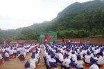 Có nơi, học sinh nghỉ càng nhiều, hiệu trưởng càng giàu