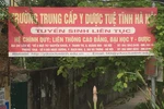 VIDEO: Loạn tuyển sinh, liên kết đào tạo tại Trung cấp Y dược Tuệ tĩnh Hà Nội