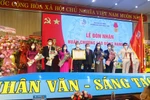Trường Đại học Ngoại ngữ Đà Nẵng được trao tặng Huân chương Lao động hạng Ba