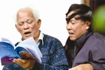 Tướng Phạm Xuân Quắc – Nhà báo Nguyễn Việt Chiến: Còn lại rượu và thơ