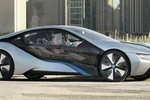 BMW i8: Xế sang chạy điện với cụm điều khiển thông minh