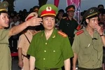 Đình chỉ công tác 2 Công an Thành phố Hạ Long hành hung đồng đội