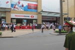 2.000 cán bộ nhân viên Techcombank sơ tán khẩn cấp khỏi Hội sở