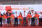 Khai trương đường bay mới, Vietjet tặng thẻ bảo hiểm y tế cho người nghèo