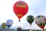 Vietjet mang khinh khí cầu đến Mộc Châu