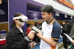 Tham gia ngày hội tư vấn, HS băn khoăn về ngành nghề có nguy cơ biến mất do AI